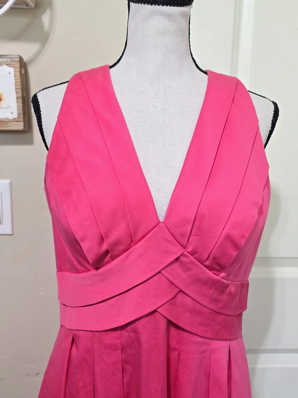 Calvin Klein Hot Pink Fit & Flare Dress 6 Pleated V-Neck Event Cocktail Party